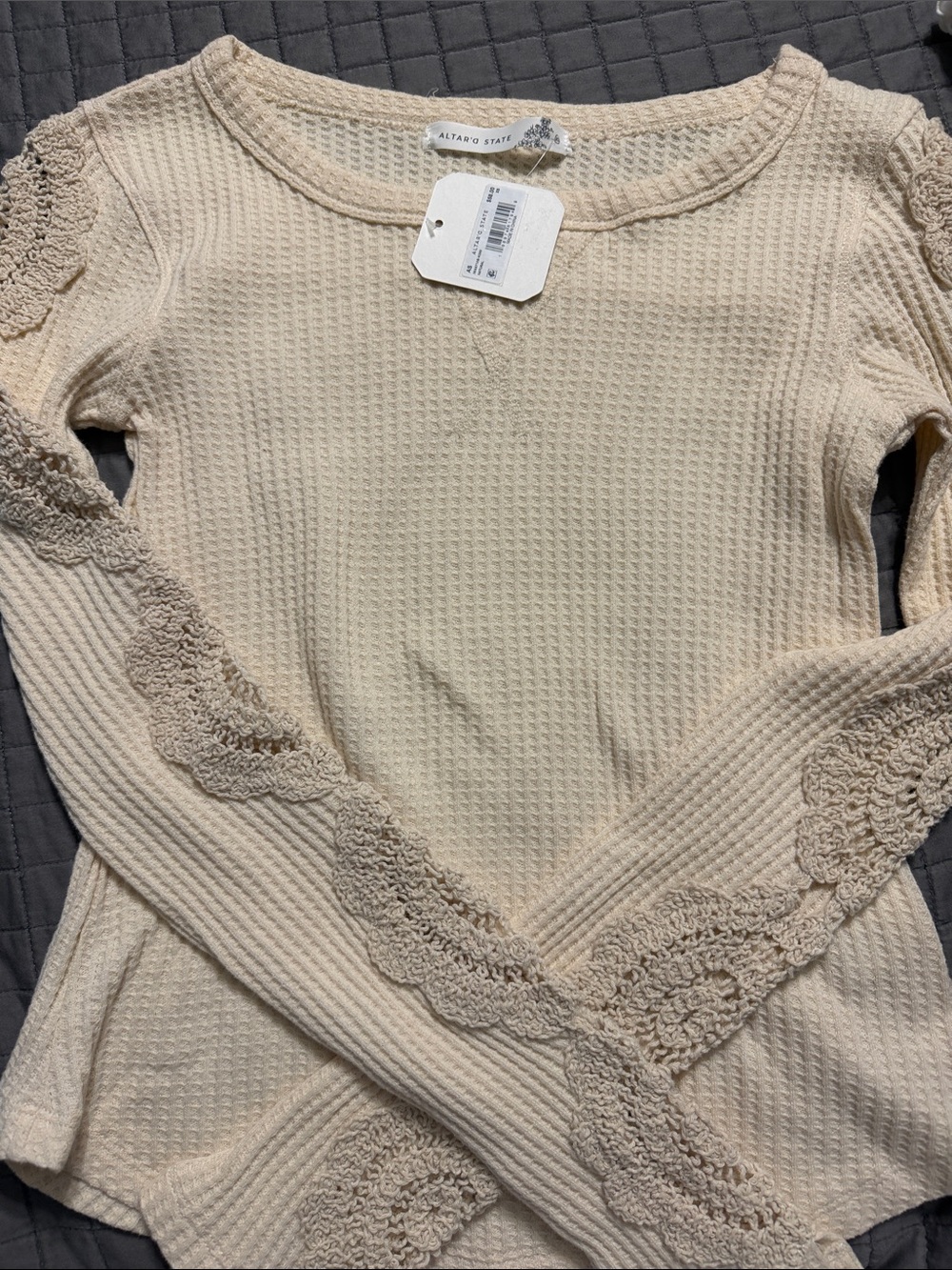 Altar'd State Beige Crochet-Trim Waffle Knit Long Sleeve Top size XS